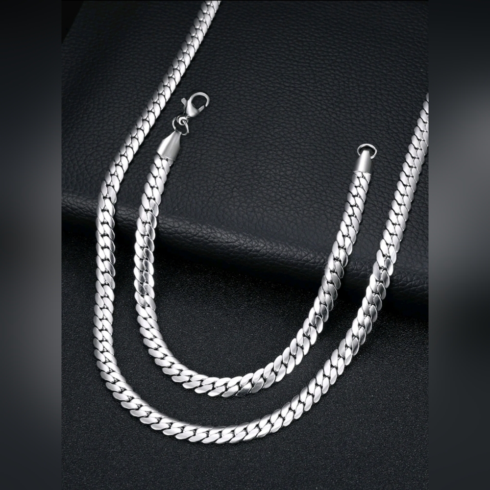 Cobra chain necklace and bracelet